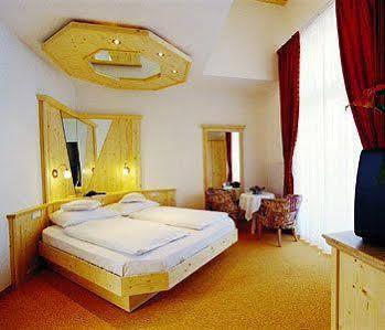 Gartenheim Tramin Hotel 3*